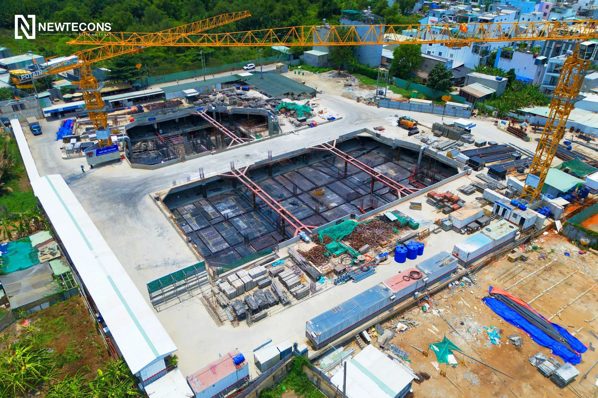 Tiến độ Vlasta Premier Phú Thuận tháng 5/2026